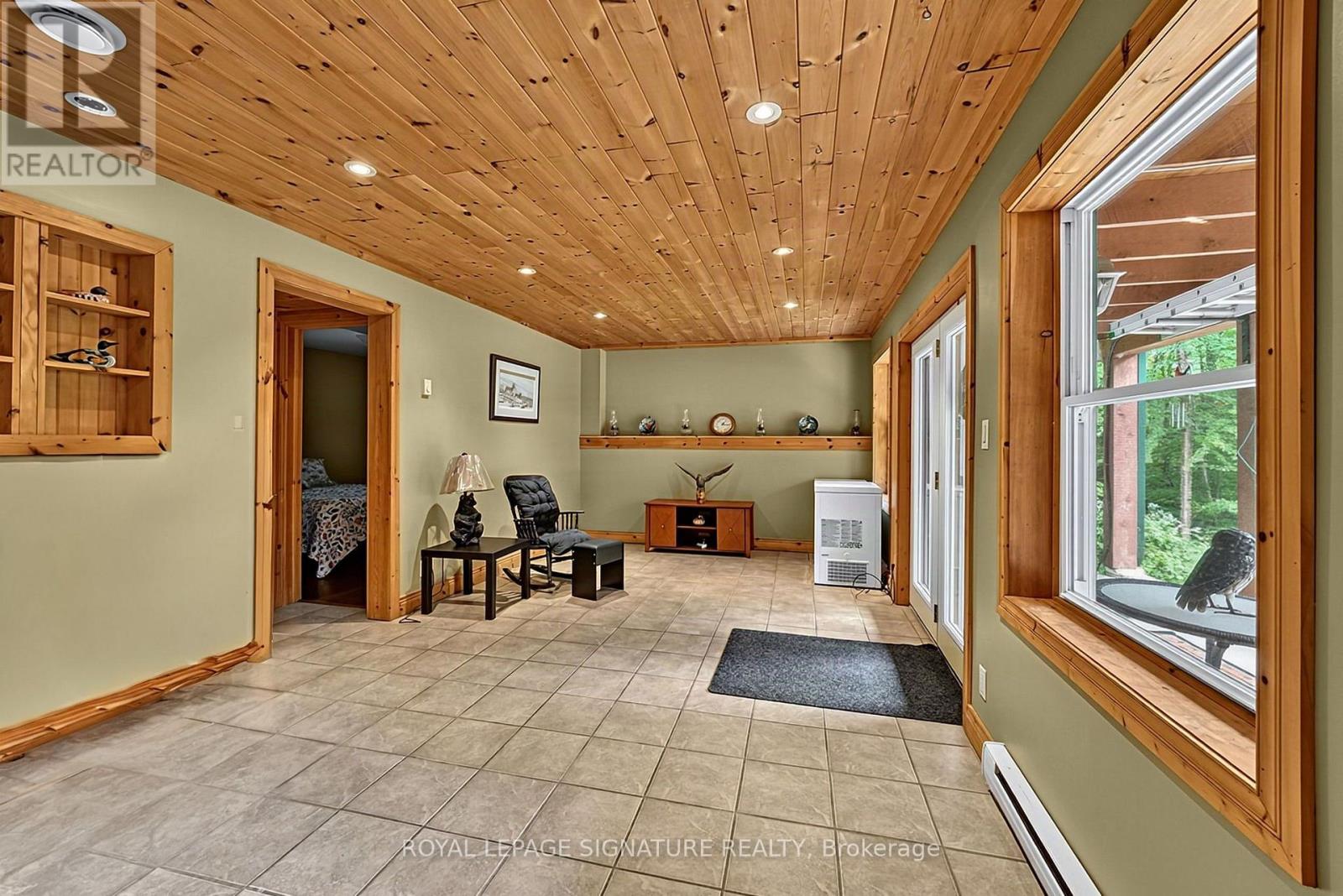 4177 KENNISIS LAKE ROAD - 27