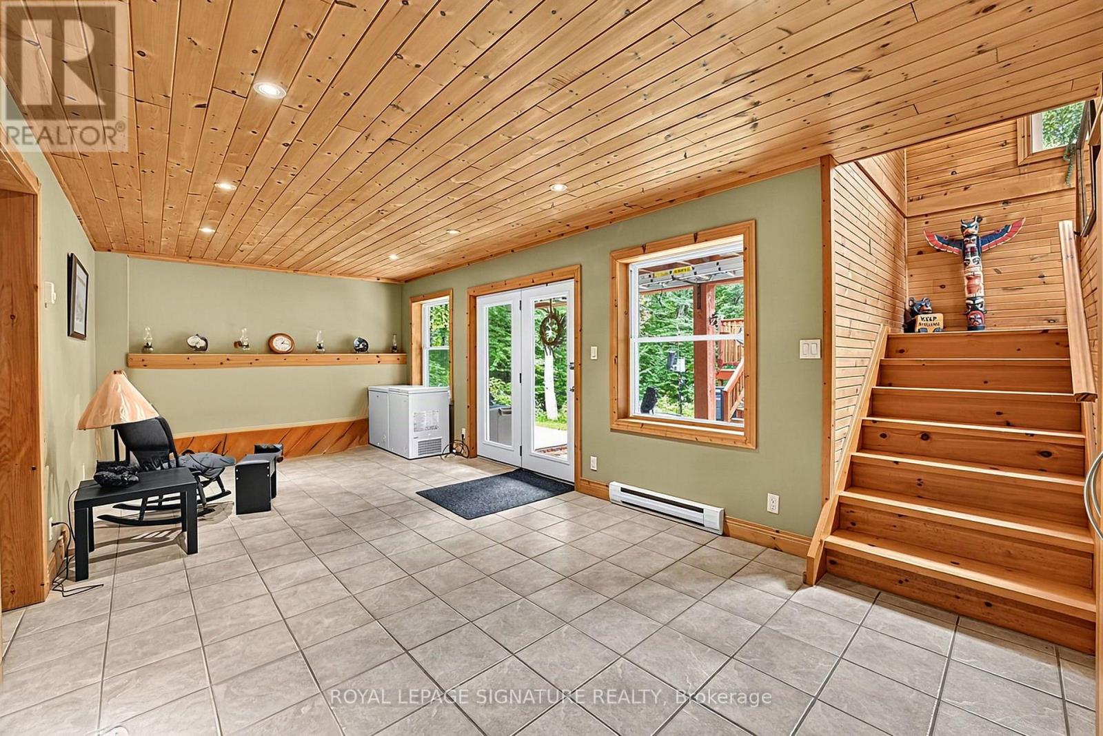 4177 KENNISIS LAKE ROAD - 28