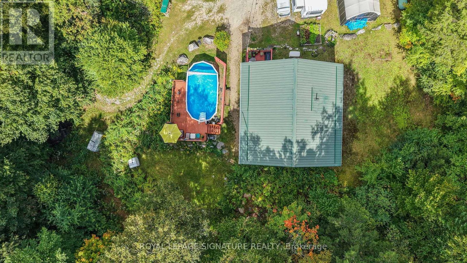 4177 KENNISIS LAKE ROAD - 46