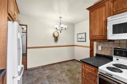 Utility room - 82 Columbus Crescent, Winnipeg, MB R3K0C6 Photo 13