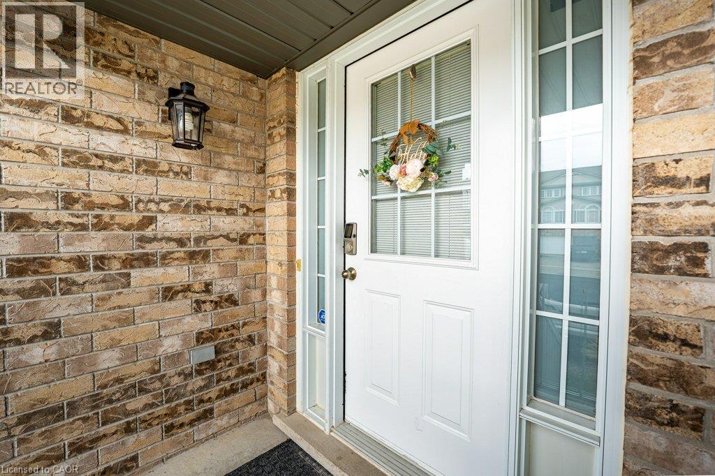 41 MADELEINE Street, Kitchener — photo 3