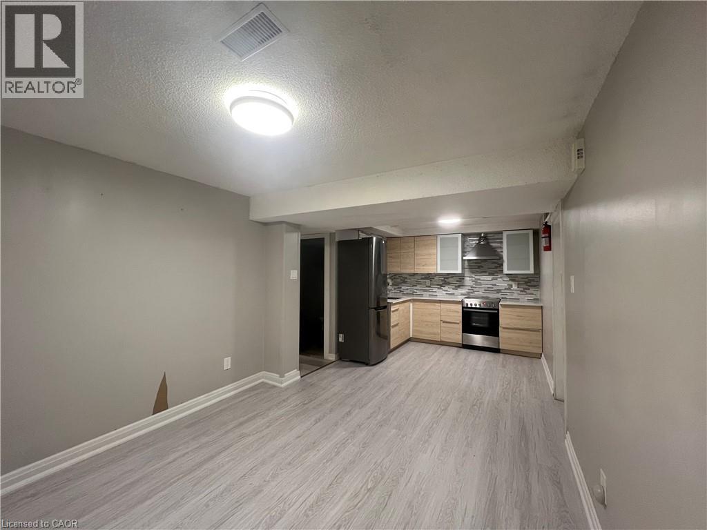 5002 WILLOWOOD Drive Unit# Basement, Mississauga — photo 2