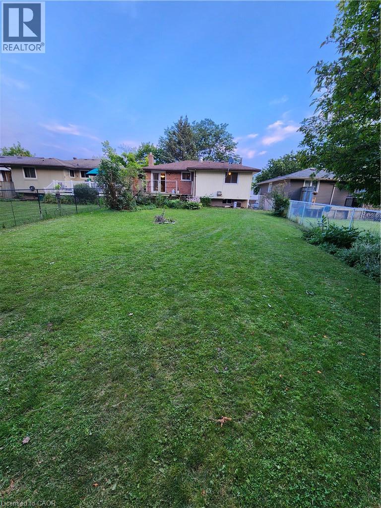 364 LAKEVIEW Drive, Waterloo — photo 4