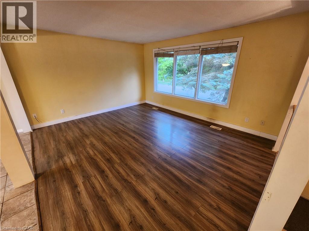 364 LAKEVIEW Drive, Waterloo — photo 11