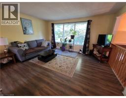 364 Lakeview Drive, Waterloo, ON N2L4Z6 Photo 10