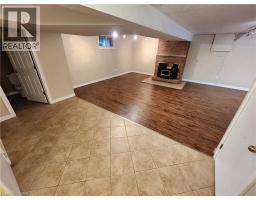 364 Lakeview Drive, Waterloo, ON N2L4Z6 Photo 24
