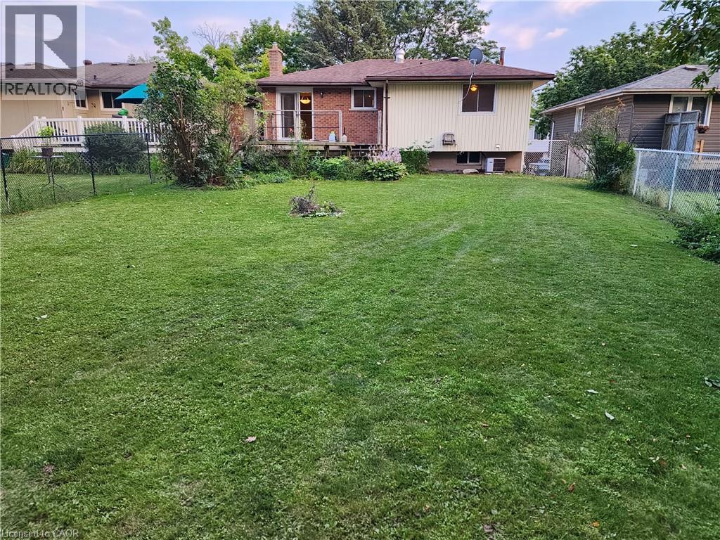 364 LAKEVIEW Drive — photo 3