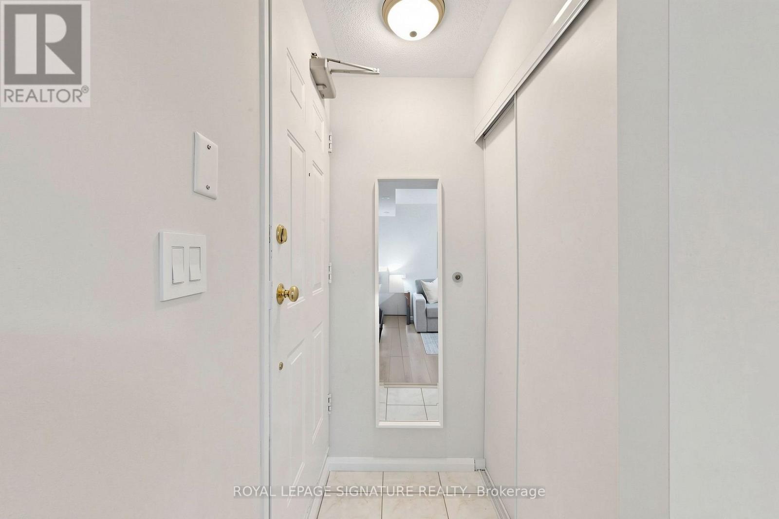 #153 306 JOHN STREET - Image 32