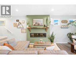 4pc Bathroom - 43 Howse Manor Ne, Calgary, AB T3P0X2 Photo 6