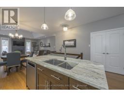 21 Caverhill Crescent, Middlesex Centre, ON N0L1R0 Photo 12