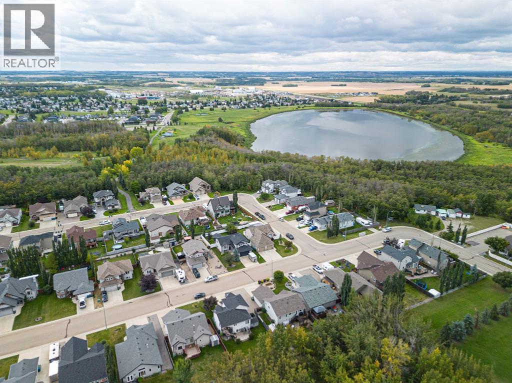 12 Aspen Heights Way, Innisfail