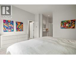 4pc Bathroom - 3334 42 Street Sw, Calgary, AB T3E3M6 Photo 16
