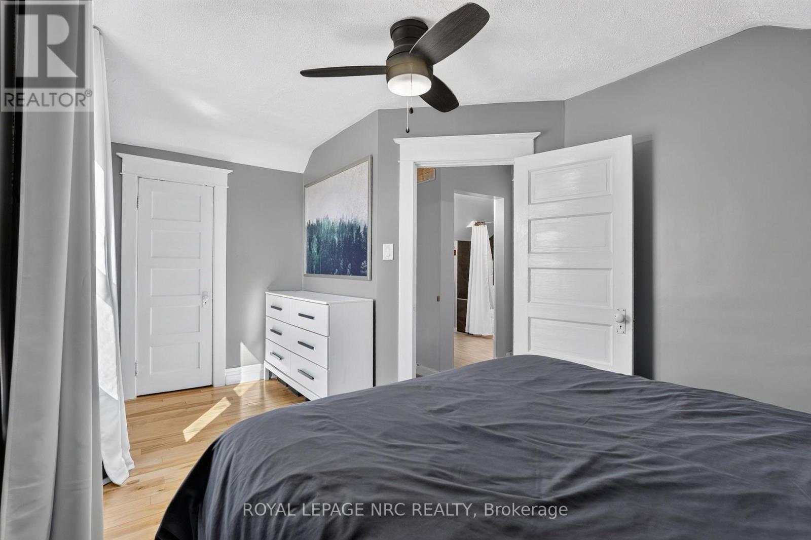 26 LYNDON STREET W - 18