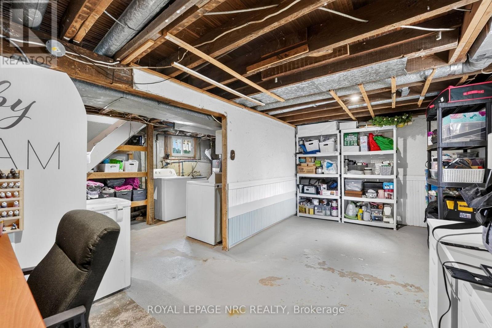 26 LYNDON STREET W - 24