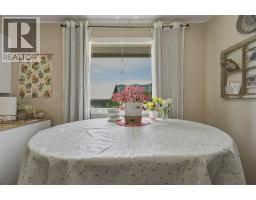 Full bathroom - 3580 20 Avenue Se, Salmon Arm, BC V1E1X9 Photo 8