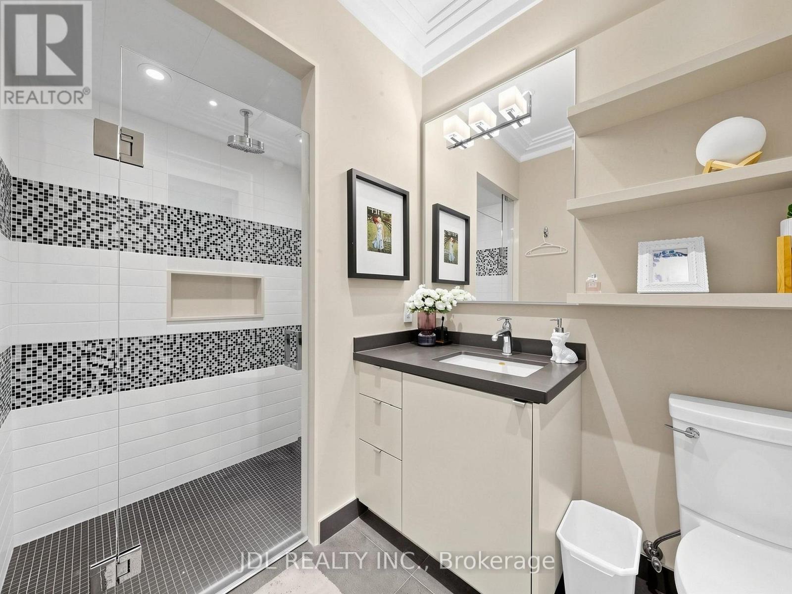 105 ARJAY CRESCENT - 30