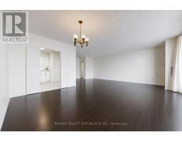 1207 - 33 Harbour Square, Toronto, ON M5J2G2 Photo 8