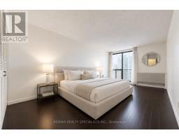 1207 - 33 Harbour Square, Toronto, ON M5J2G2 Photo 9