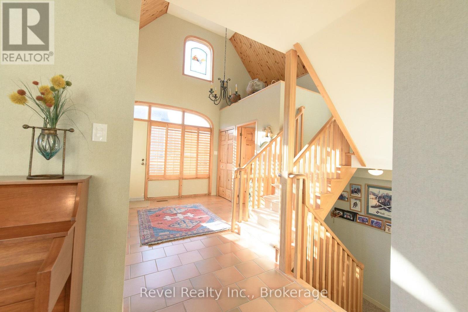 150 WYANDOT COURT, Blue Mountains — photo 3