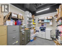 25 Cavan St, Nanaimo, BC V9R2T9 Photo 32