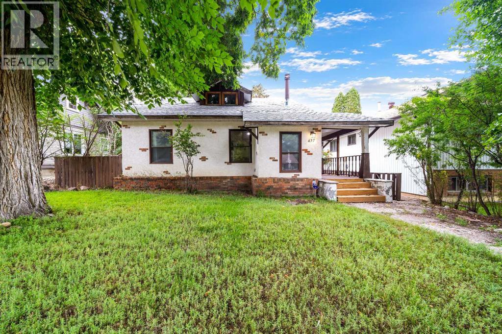 437 1 Avenue NW - 1