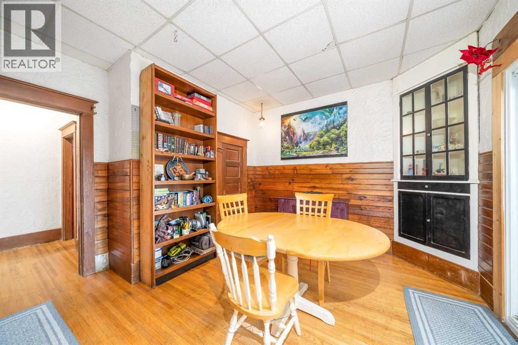 437 1 Avenue NW - Image 13