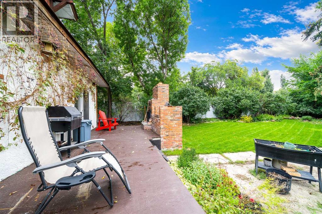 437 1 Avenue NW - 32