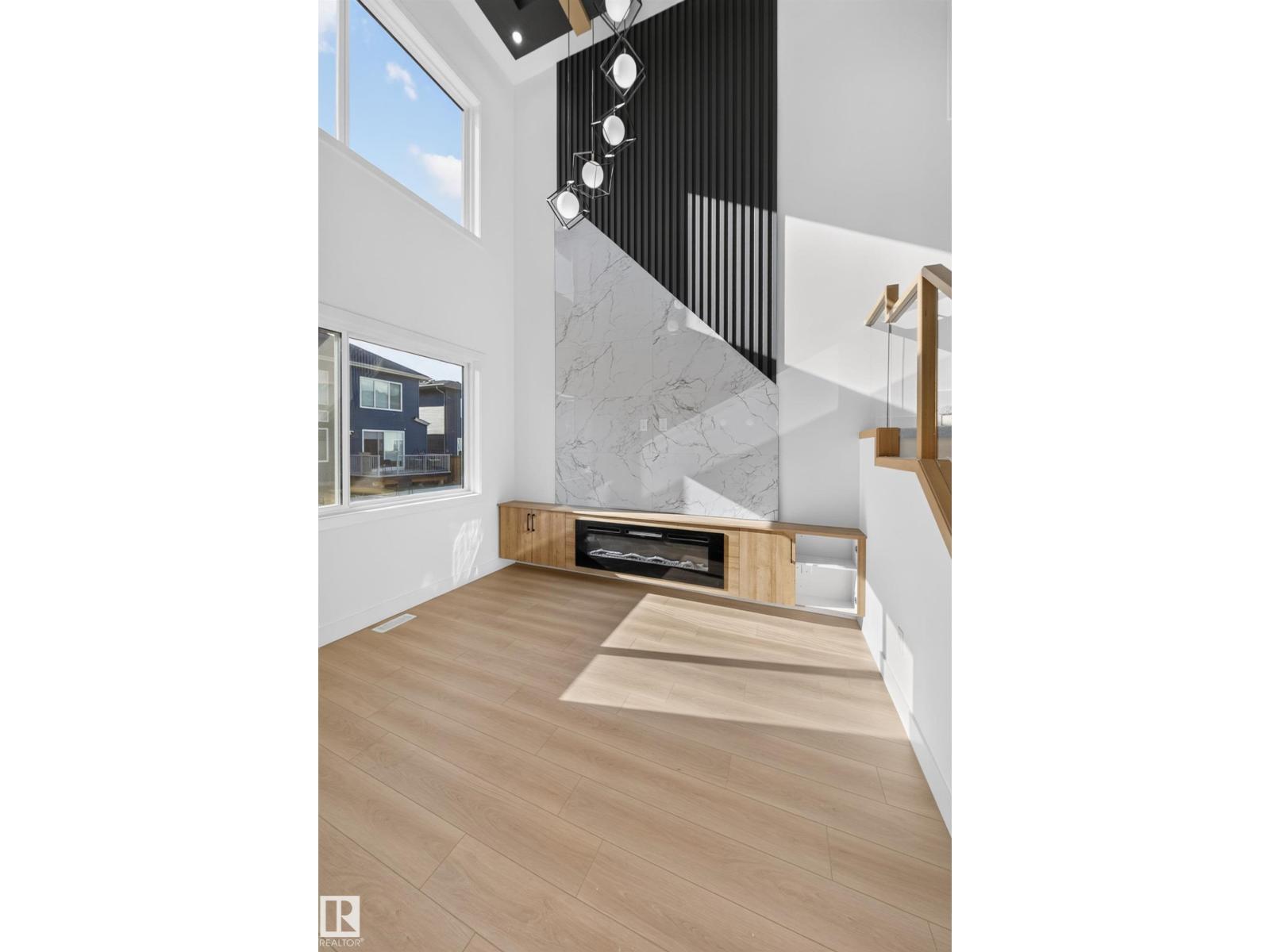 17625 67 ST NW - 23