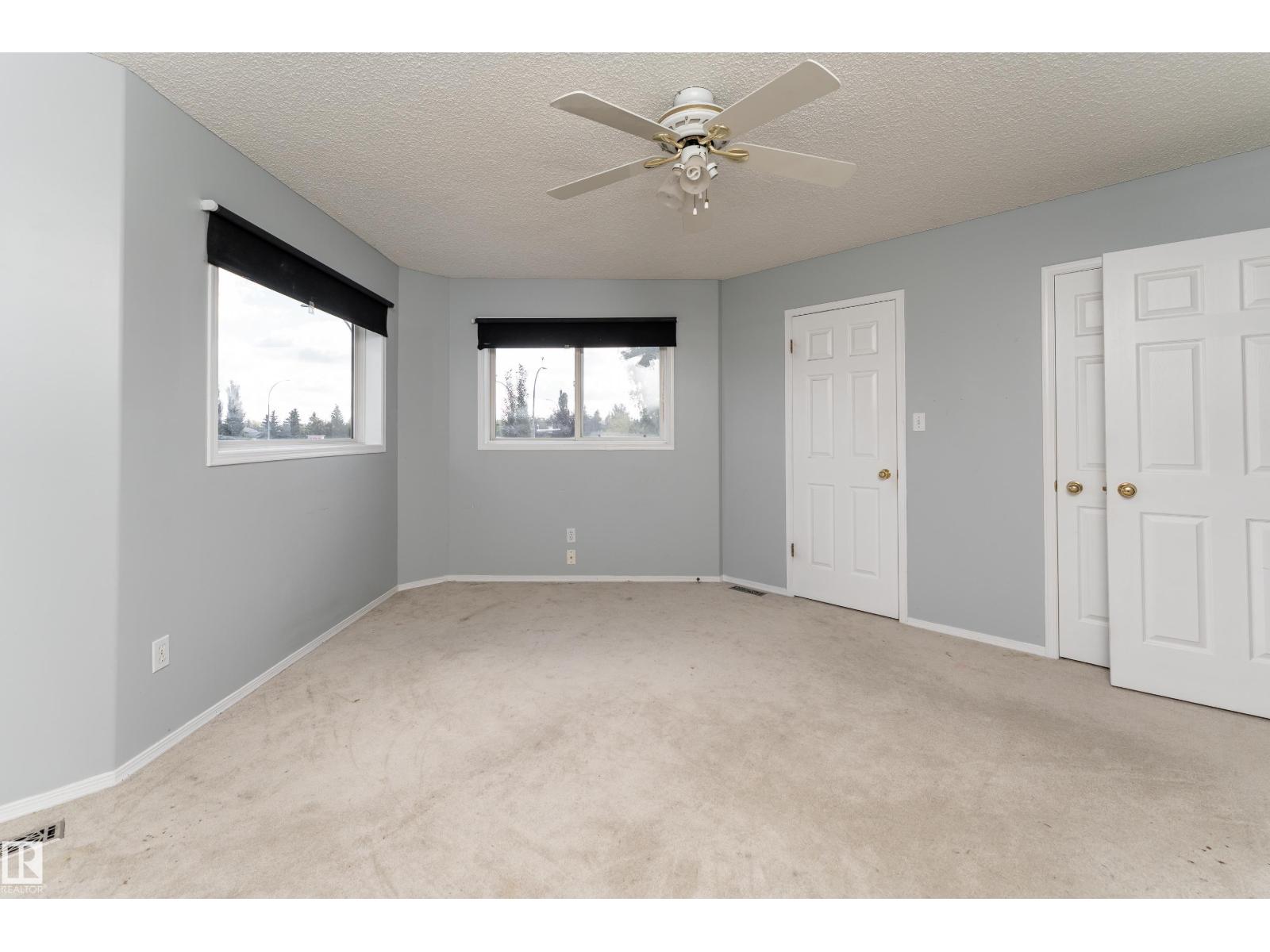 #15 10 CRANBERRY DR - 11