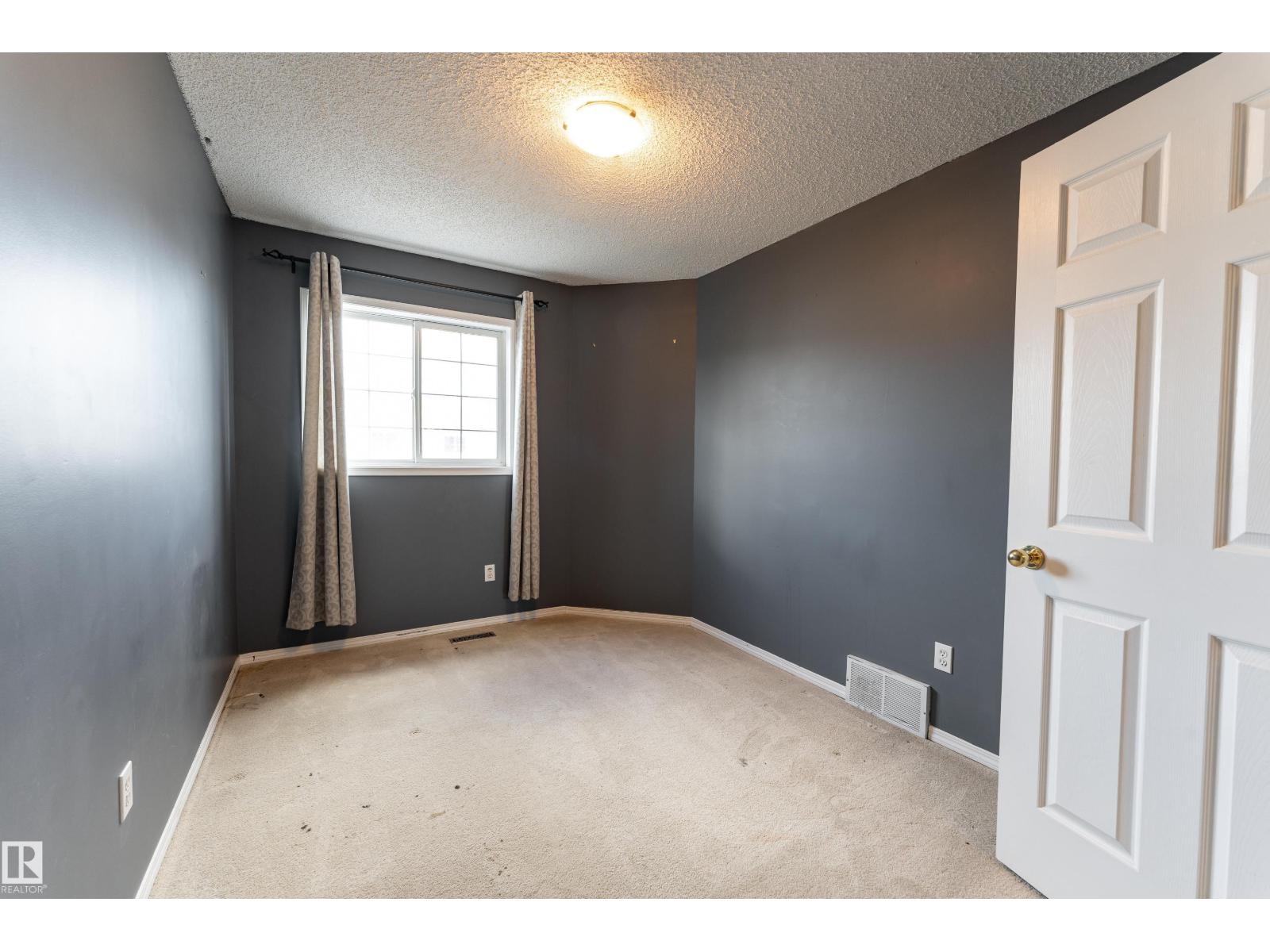 #15 10 CRANBERRY DR - 14