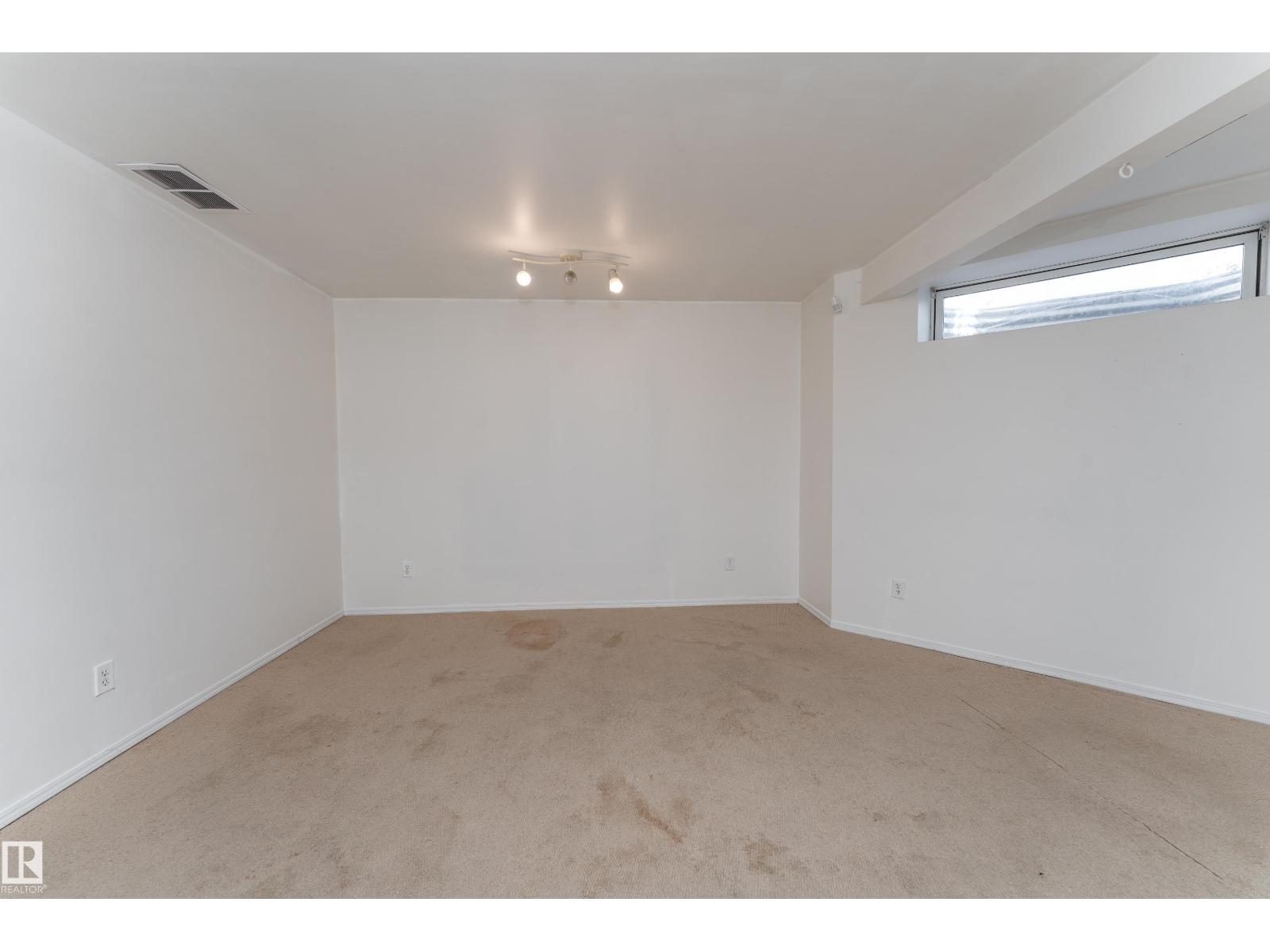 #15 10 CRANBERRY DR - 21