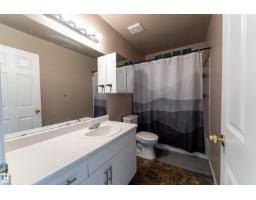 #15 10 Cranberry Dr, Sherwood Park, AB T8H2A1 Photo 18