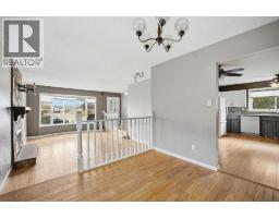 Kitchen - 258 Kennedy Crescent, Fort Mcmurray, AB T9K1M8 Photo 6