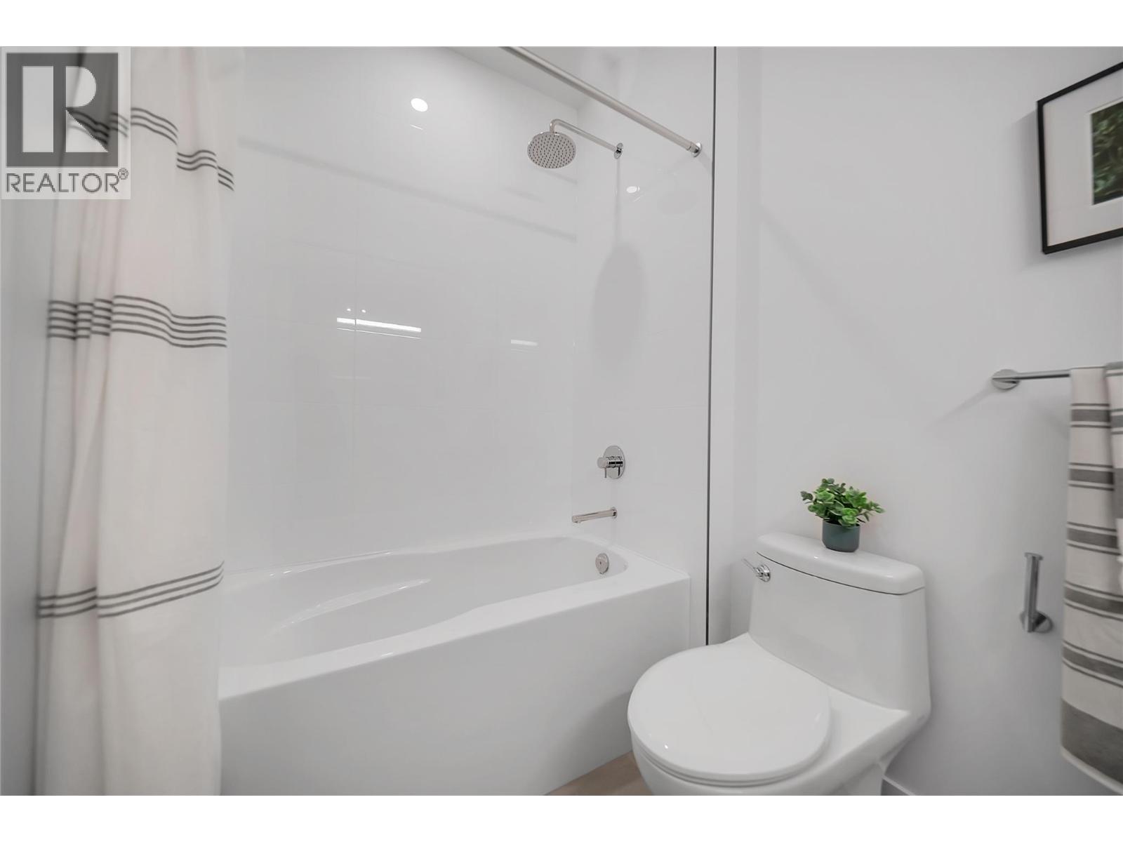 154 2100 Campbell Place, West Kelowna