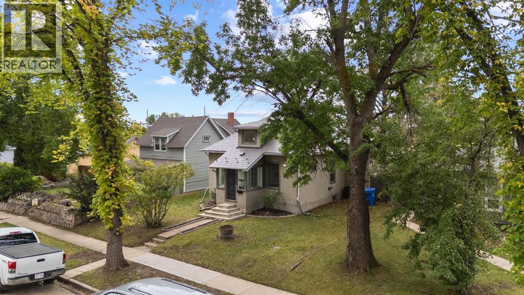 Listing photo – 4806 53 Street, Stettler