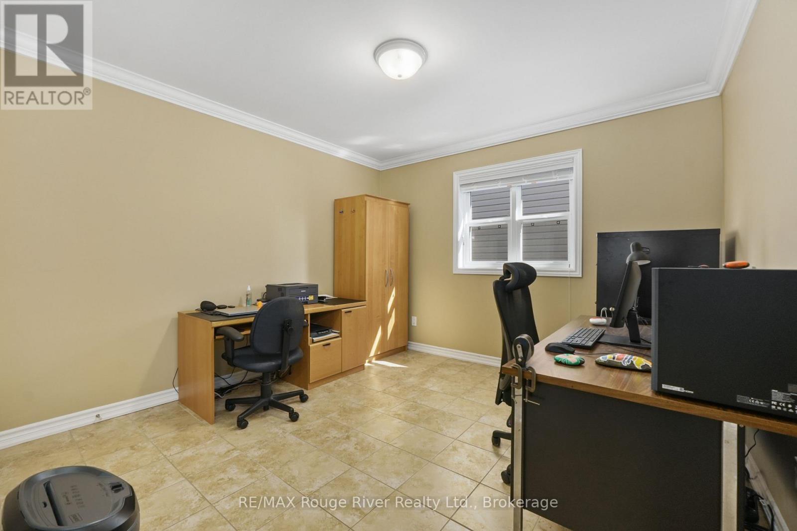 378 LONSBERRY DRIVE - Image 16