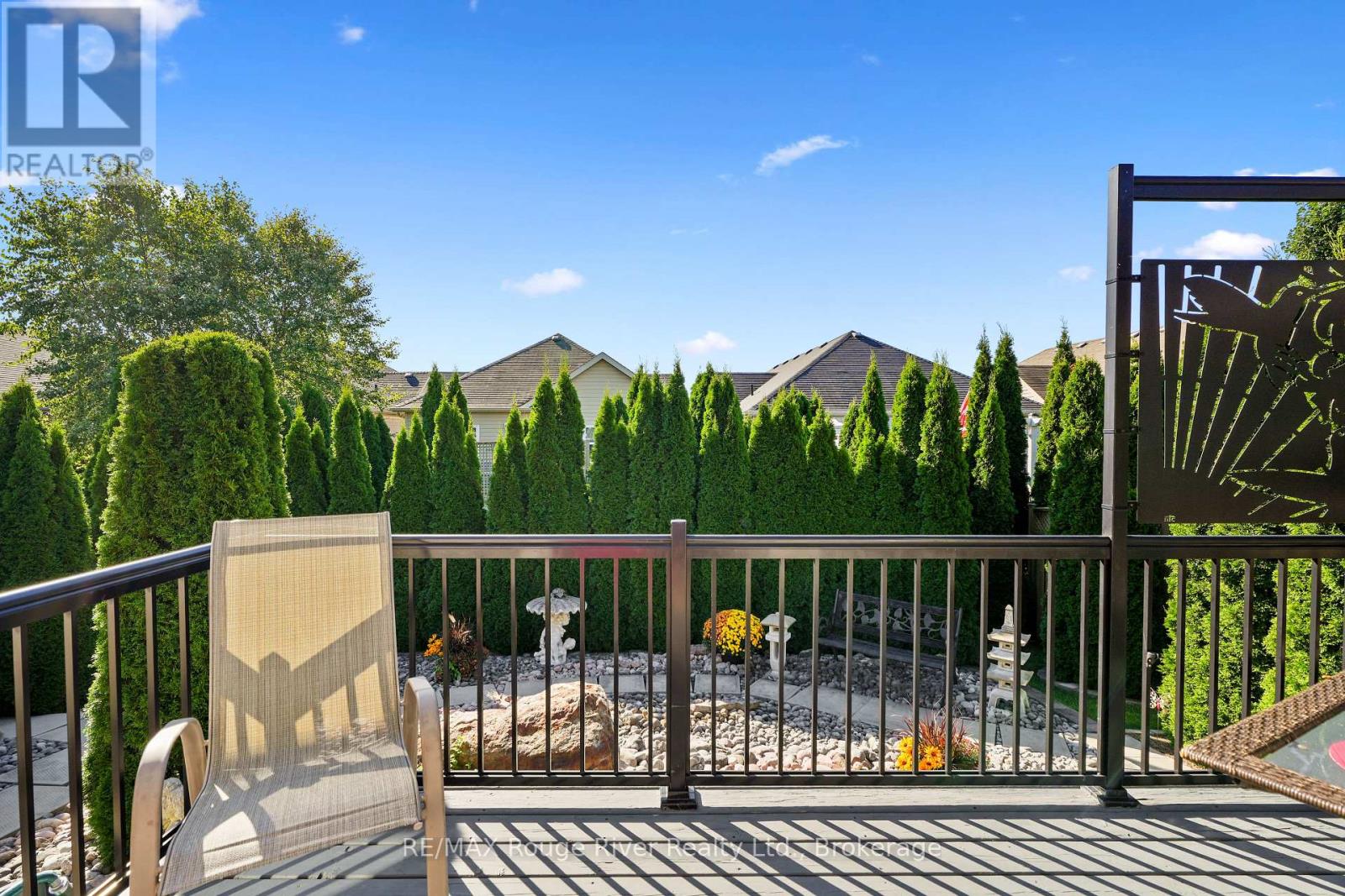 378 LONSBERRY DRIVE - 24