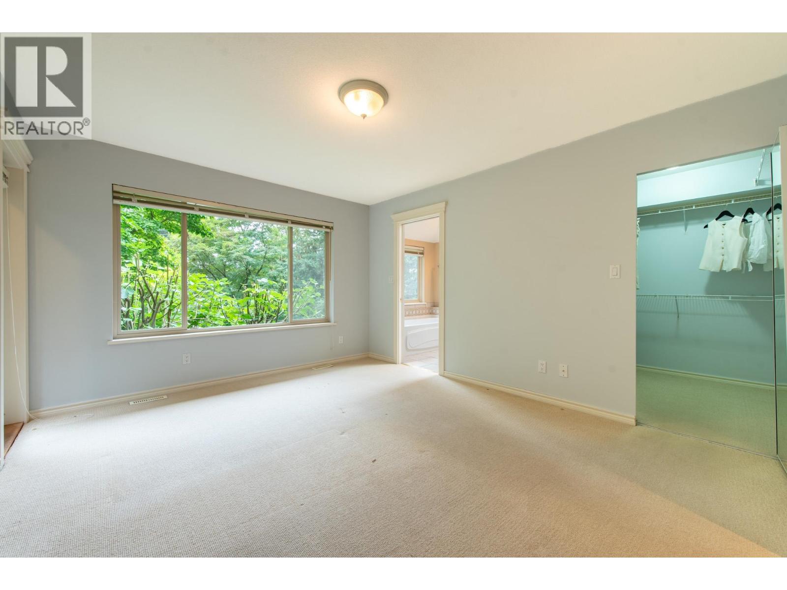 1305 GOWER POINT ROAD, Gibsons