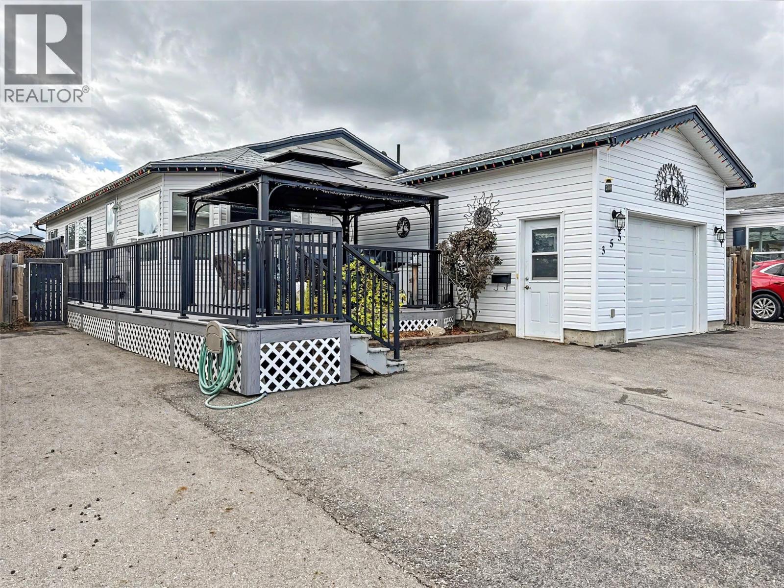 355 MISSION Crescent - 1