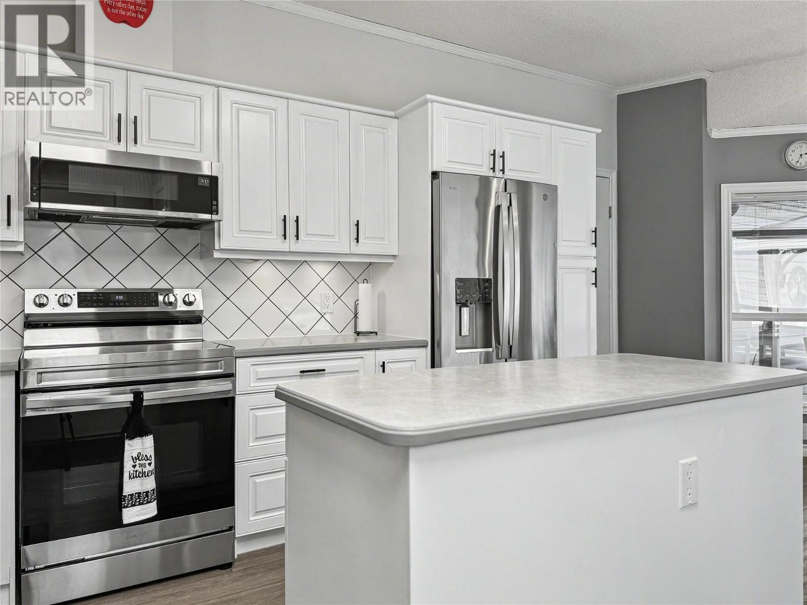 355 MISSION Crescent - Image 6