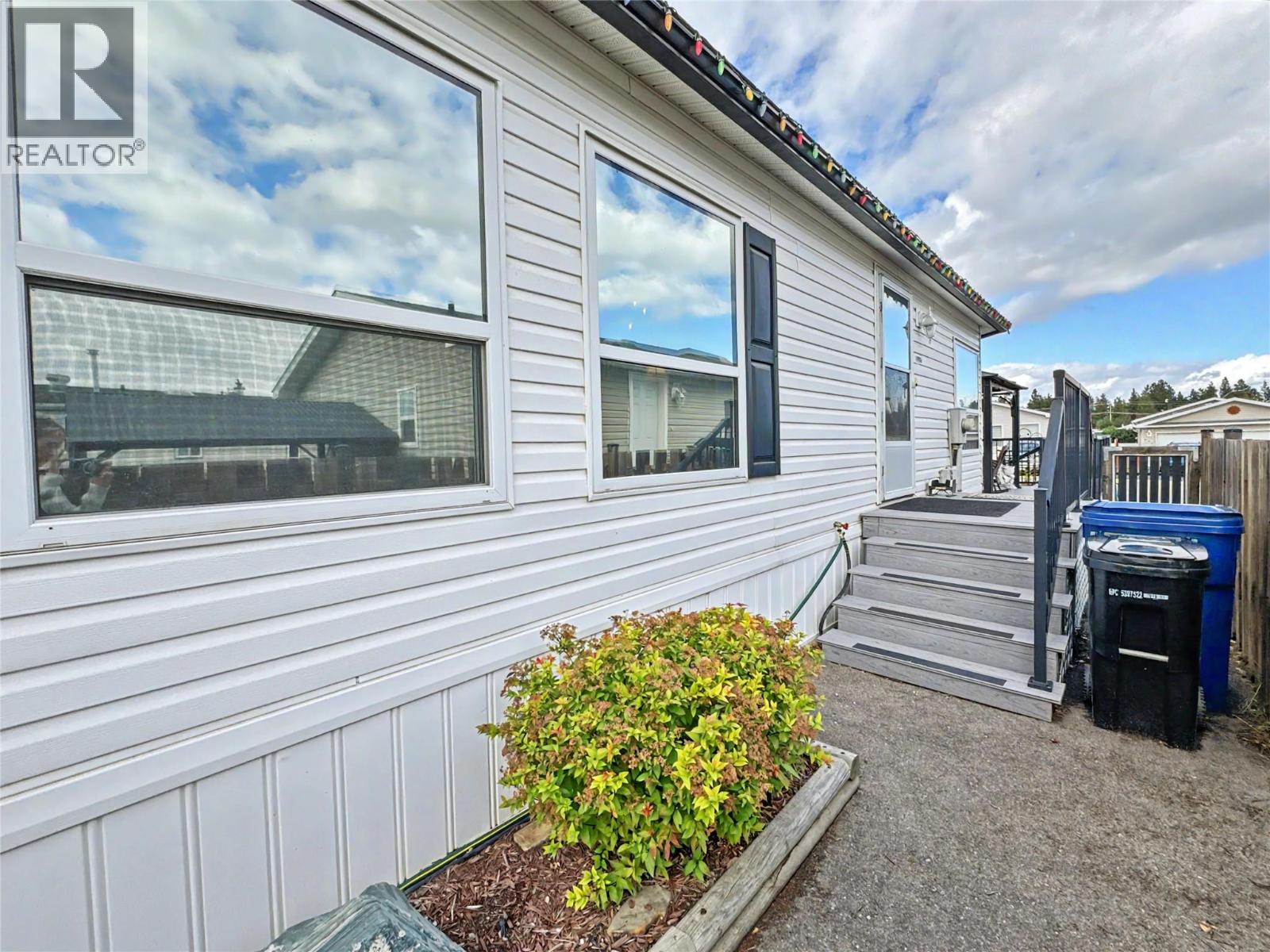 355 MISSION Crescent - Image 24