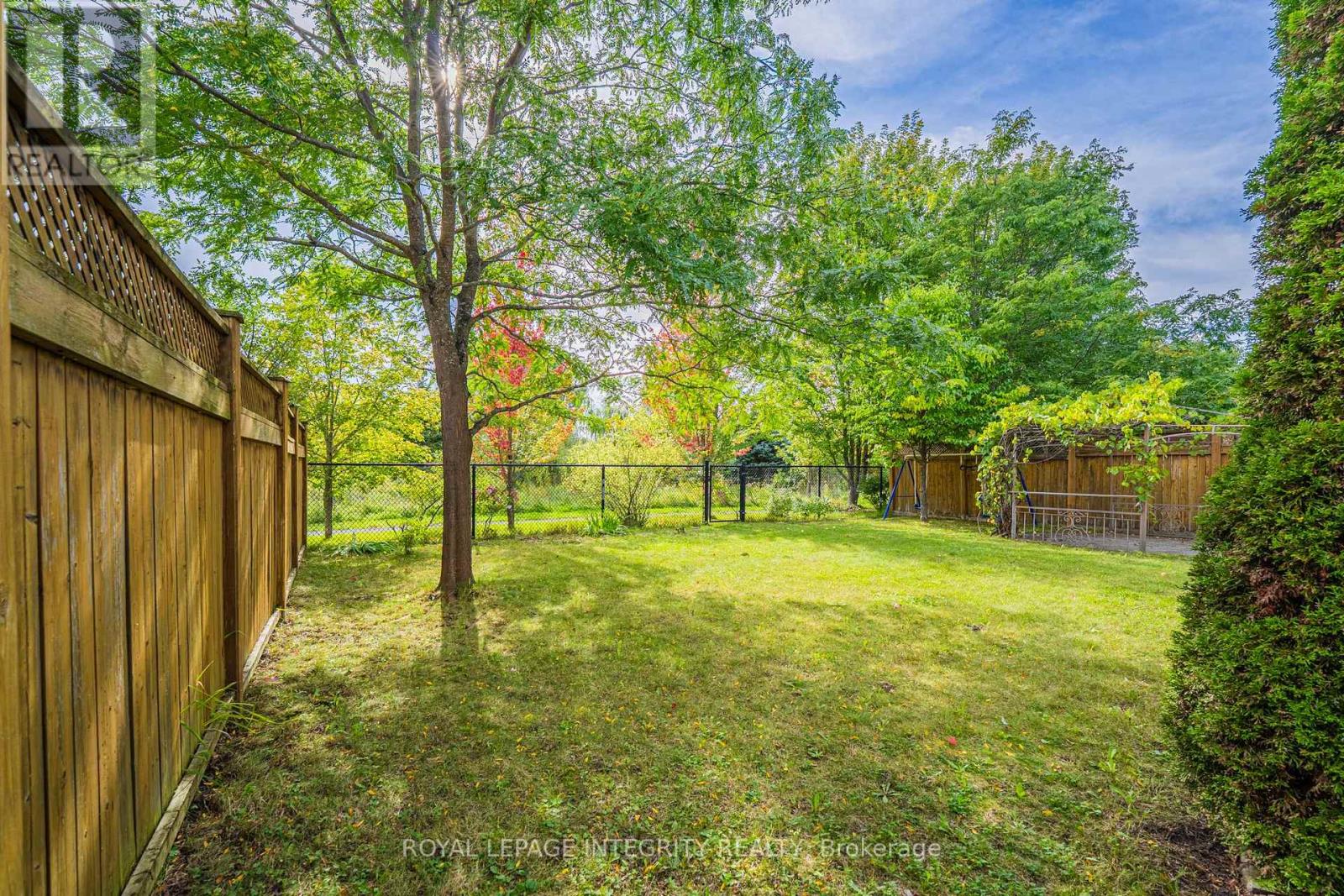 176 WINDANCE CRESCENT - Image 44