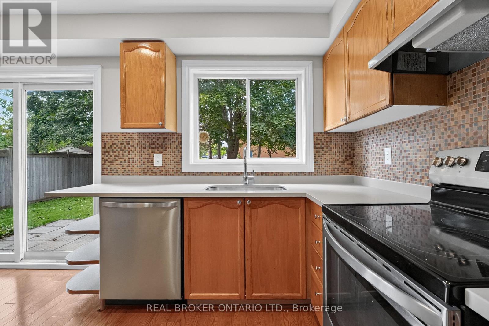 56 BANNOCK CRESCENT, Ottawa — photo 12