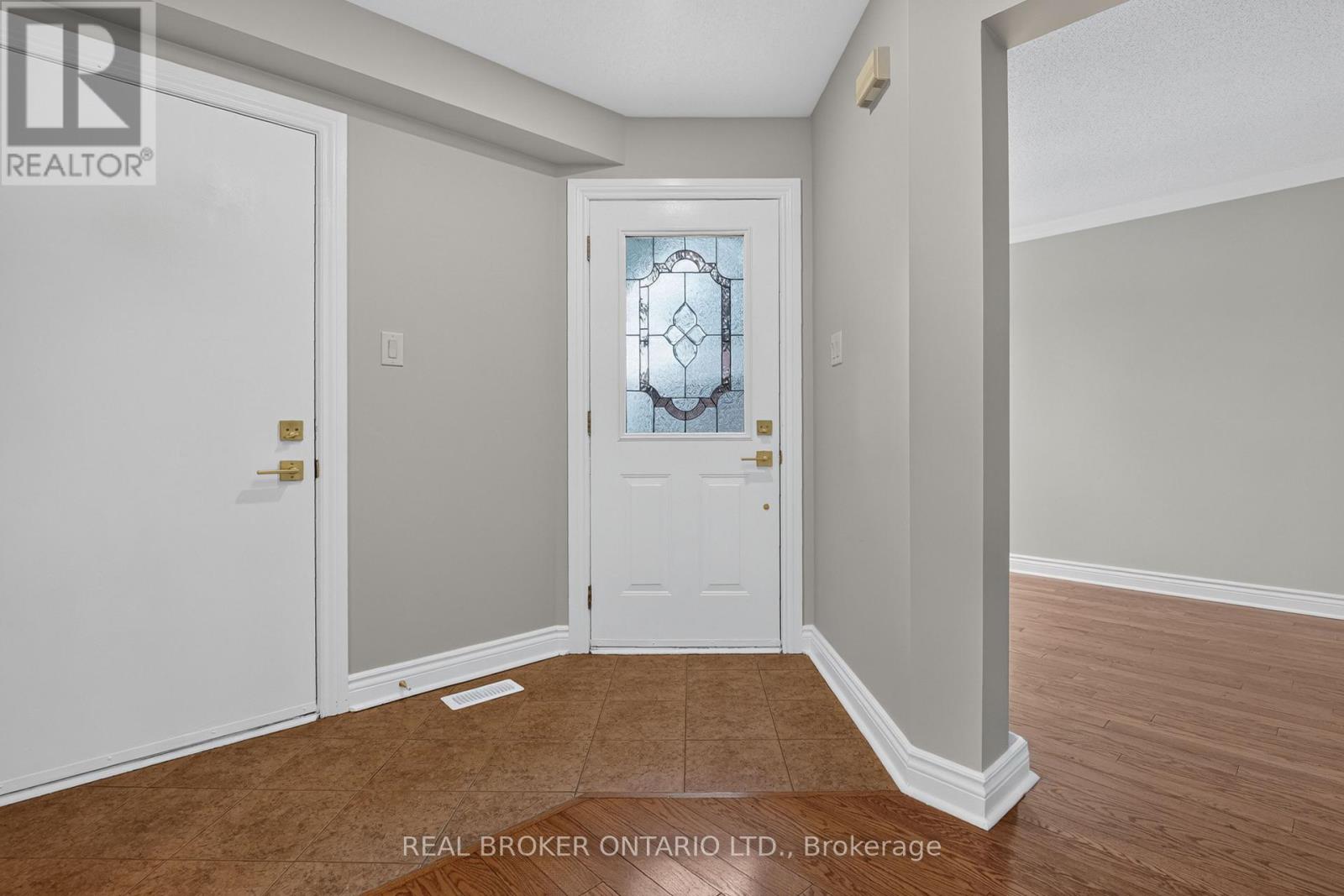 56 BANNOCK CRESCENT, Ottawa — photo 3