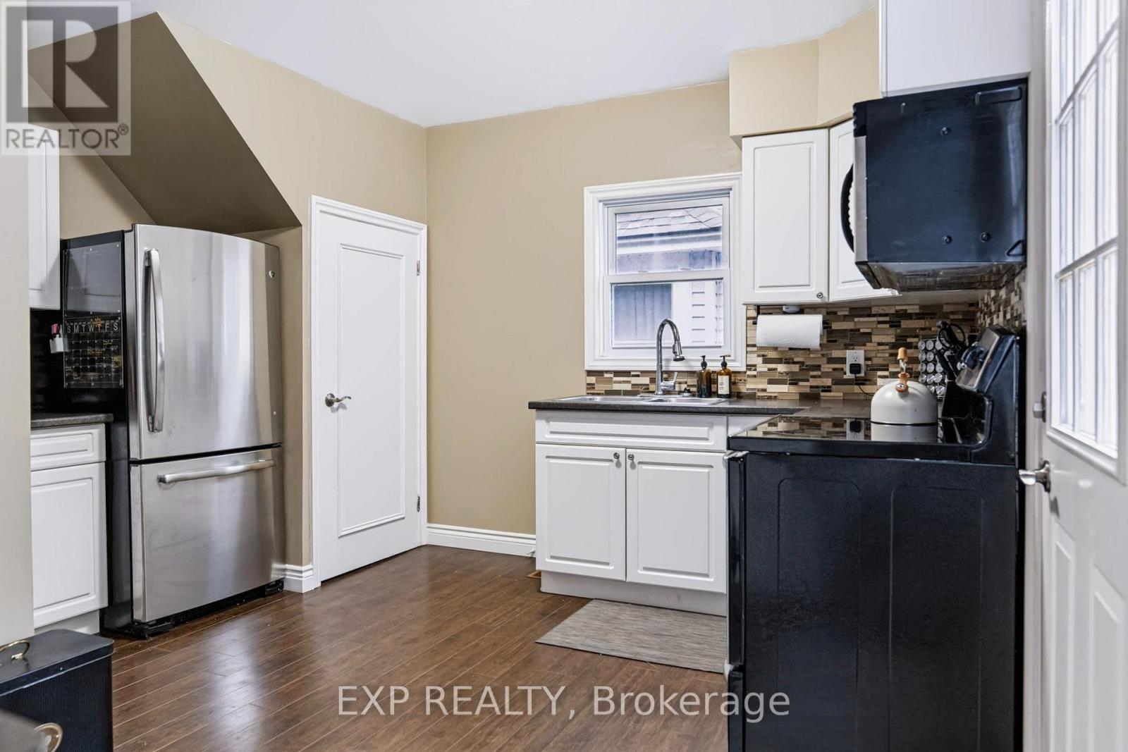 172 LAKE STREET, St. Catharines (Downtown) — photo 10
