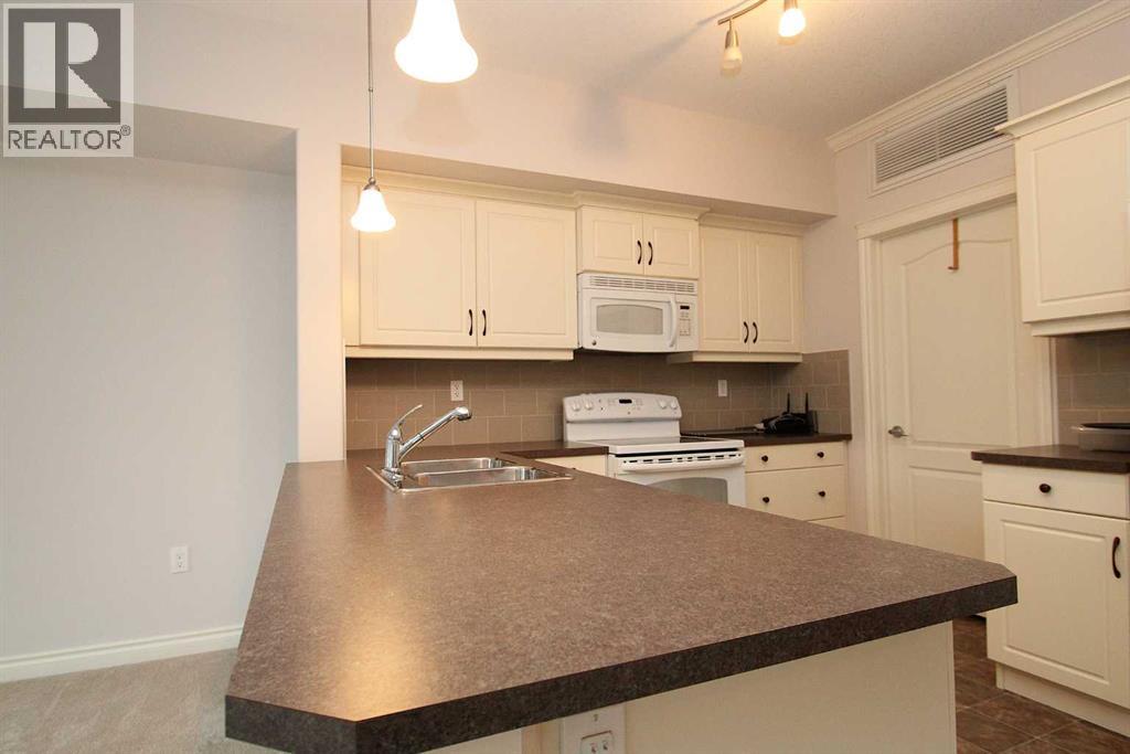 Listing photo – 114, 6 Michener Boulevard, Red Deer