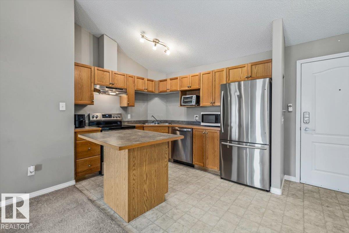 #402 5340 199 ST NW - 1