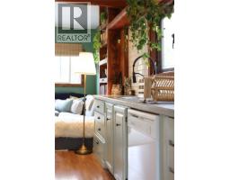1677 Second Avenue, Rossland, BC V0G1Y0 Photo 18