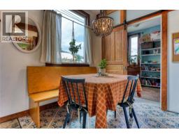 Primary Bedroom - 1677 Second Avenue, Rossland, BC V0G1Y0 Photo 6