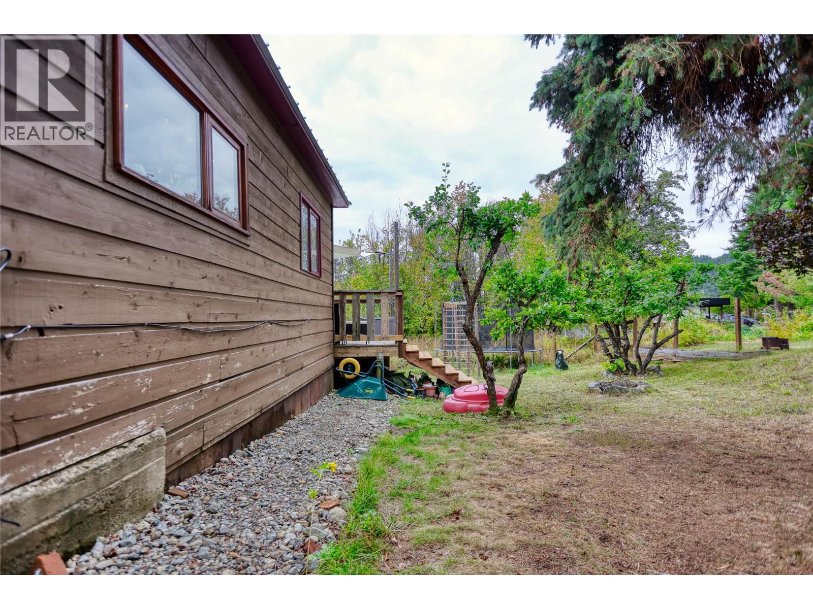 1677 SECOND Avenue - Image 34